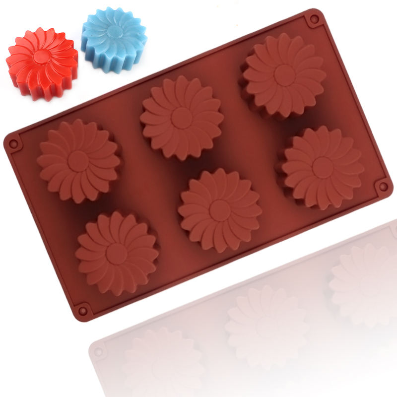 6 Hole Vortex Flower Shape Silicone Cake Mold